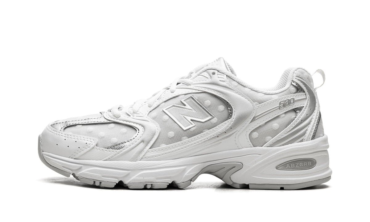 New Balance 530 Sneakers – White & Silver Grey