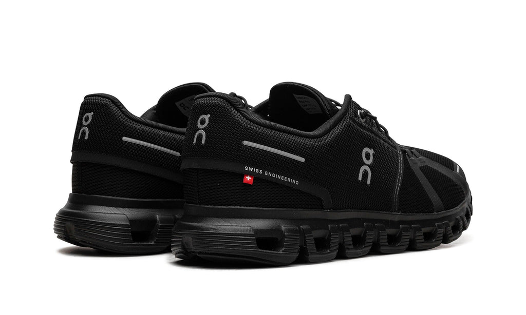 On Cloud 6 Sneakers in Triple Black