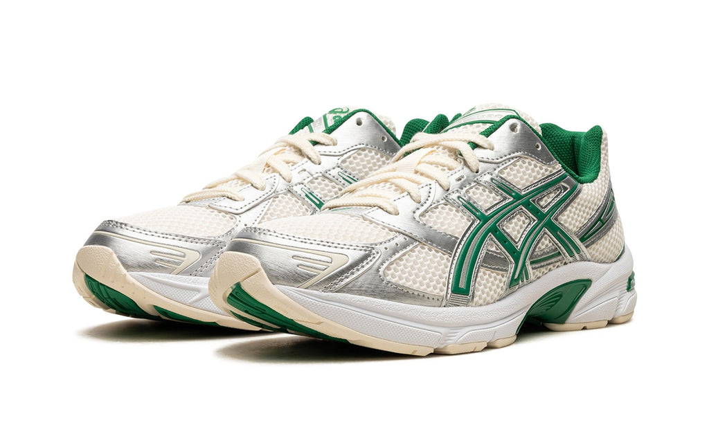ASICS GEL-1130 Sneakers – Cream, Silver & Green