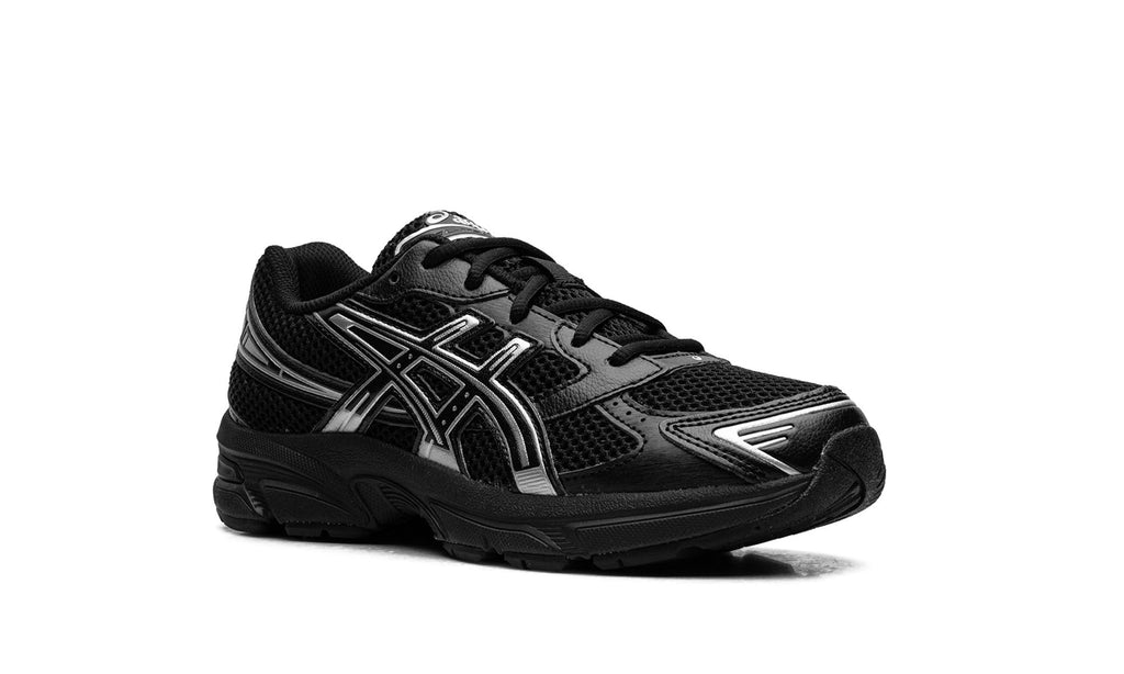 ASICS GEL-1130 Sneakers – Black & Metallic Silver