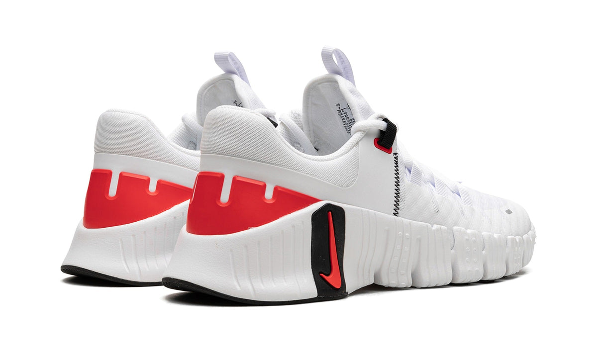 Nike Free Metcon 5 Sneakers – White, Red & Black