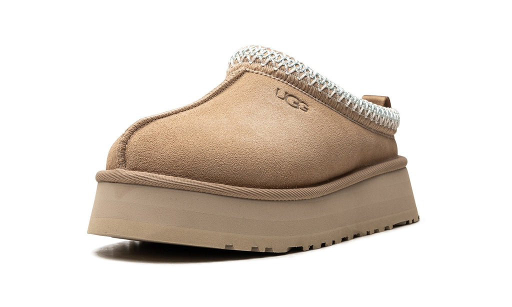 UGG Tazz Platform Slippers – Sand Beige